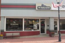 Photo of Paper Station on Main Street USA Photo of Paper Station on Main Street USA